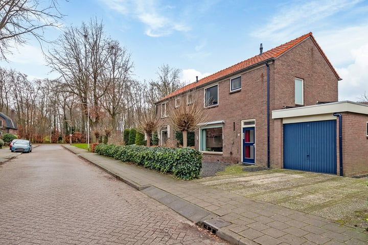 Bekijk foto 3 van Bekkumerstraat 5