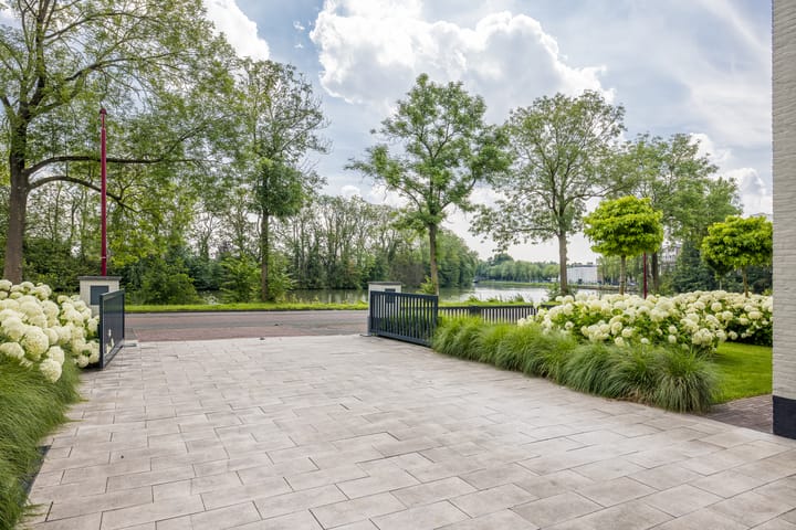 Photo 10 of Herenstraat 65