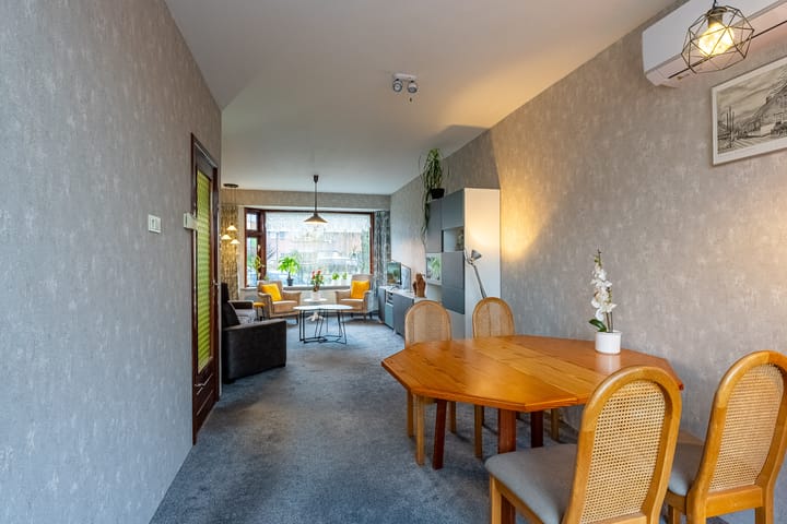 Foto 15 van Surinamesingel 4