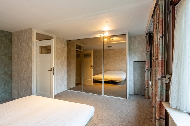 Foto 28 van Surinamesingel 4