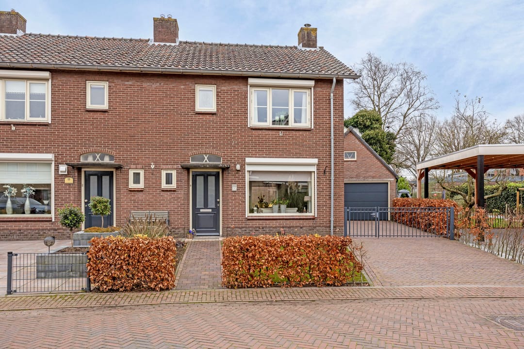 Foto 38 van Meidoornlaan 13