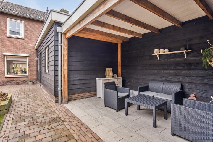 Foto 2 van Meidoornlaan 13