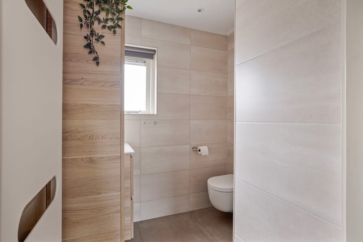 Foto 26 van Meidoornlaan 13