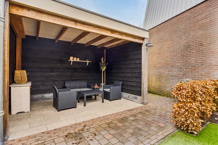 Foto 27 van Meidoornlaan 13