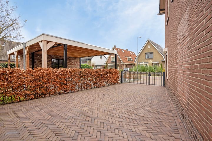 Foto 32 van Meidoornlaan 13