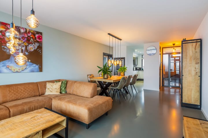 Photo 15 of Zwaluwstraat 290