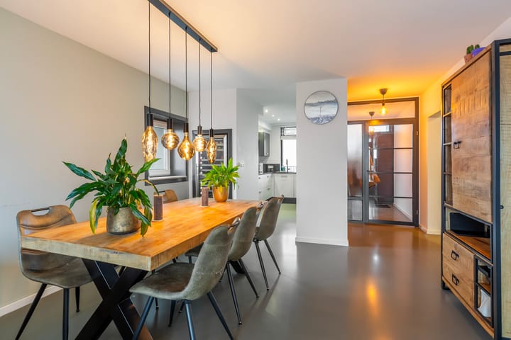 Photo 16 of Zwaluwstraat 290