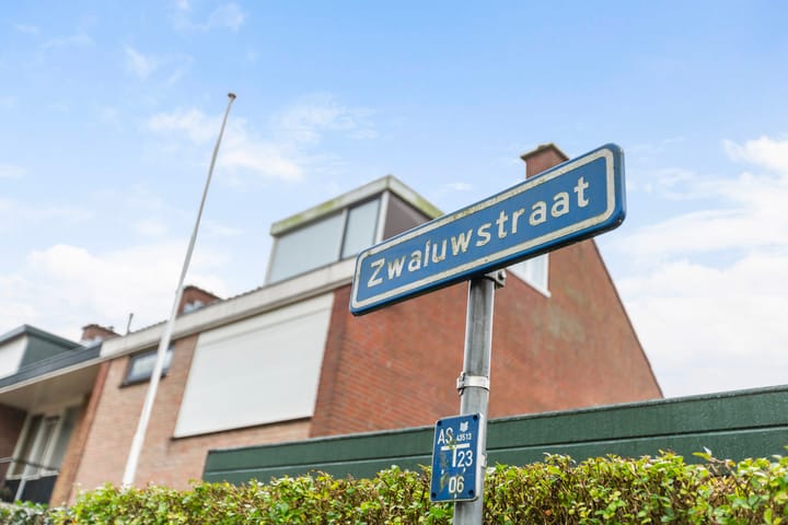 Photo 38 of Zwaluwstraat 290