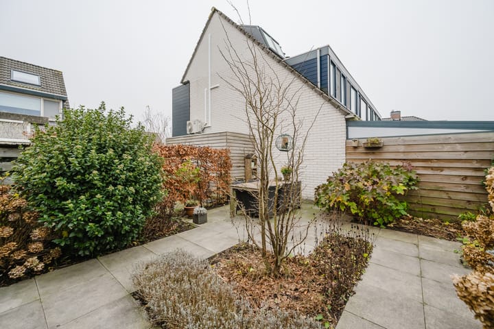 Foto 18 van Vlier 29