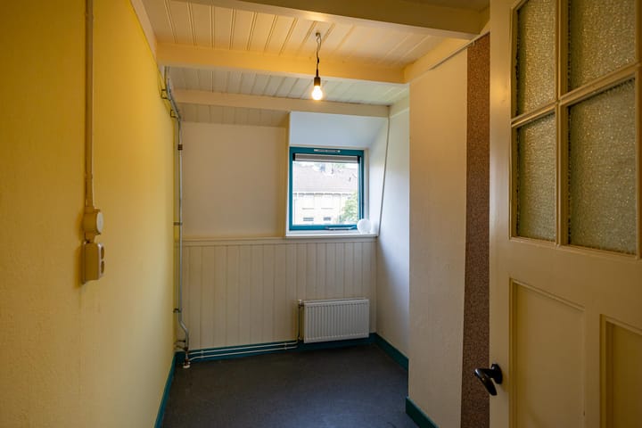 Foto 16 van Helper Kerkstraat 28-A