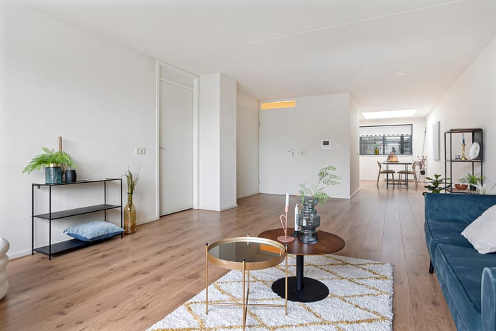 Photo 23 of Lieuwkemastraat 27