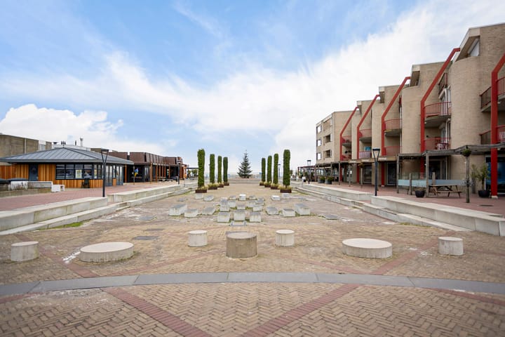 Photo 62 of Lieuwkemastraat 27