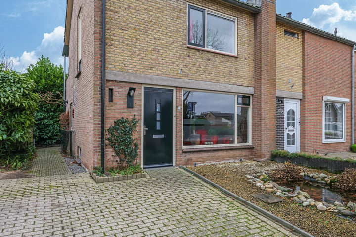 Bekijk foto 64 van Onze Lieve Vrouwestraat 23