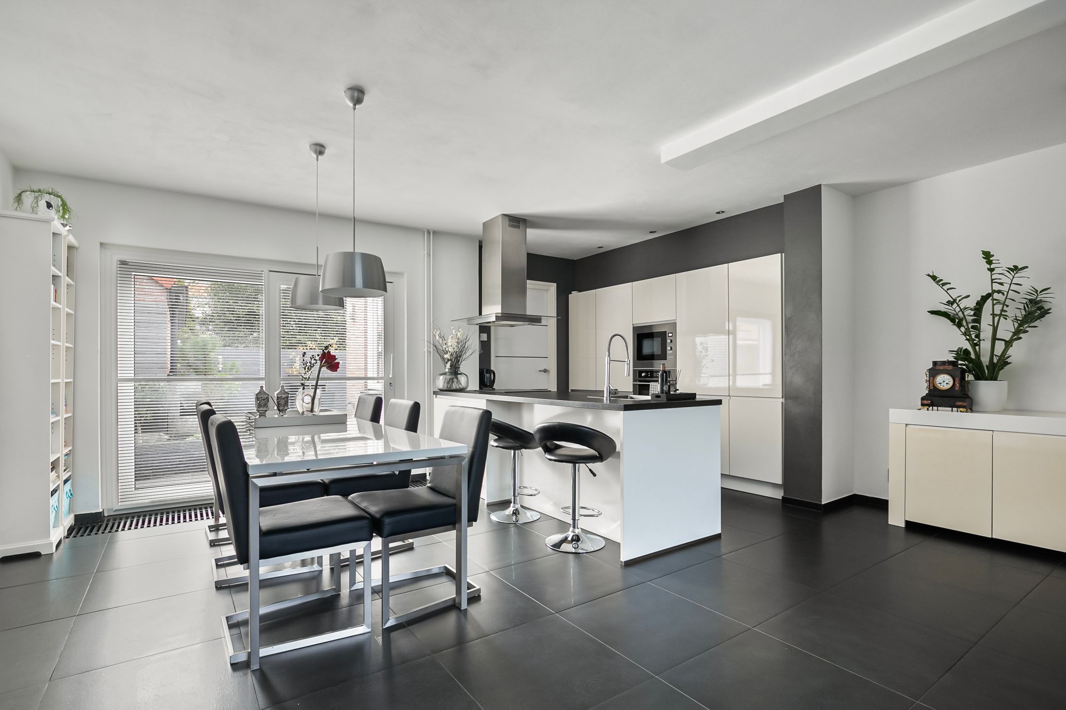 Photo 3 of Cort van der Lindenlaan 3