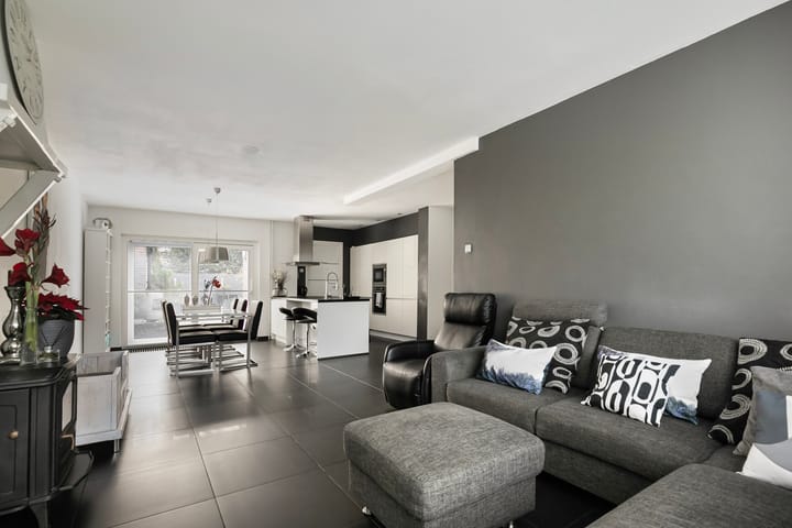 Photo 7 of Cort van der Lindenlaan 3