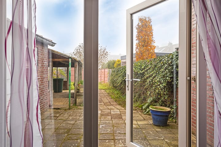 Foto 12 van Schuttekamp 42