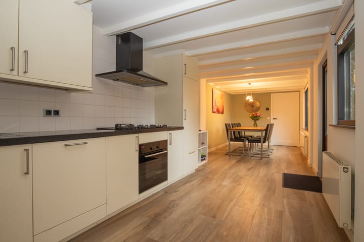 Foto 19 van Spoorlaan 8