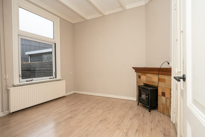 Foto 7 van Warmoesstraat 49