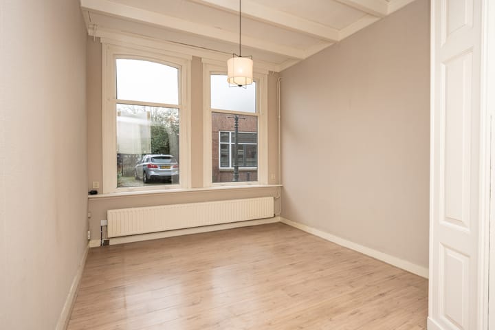 Foto 11 van Warmoesstraat 49