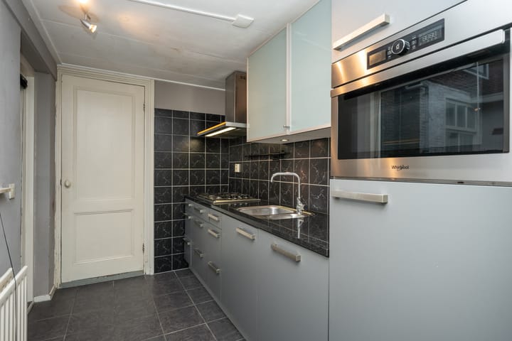 Foto 14 van Warmoesstraat 49