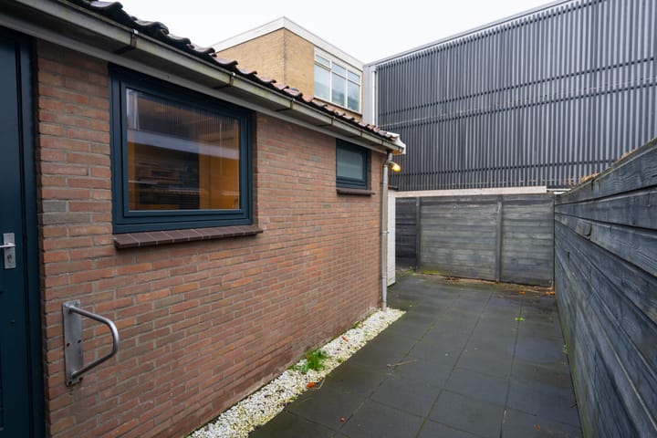 Foto 33 van Warmoesstraat 49