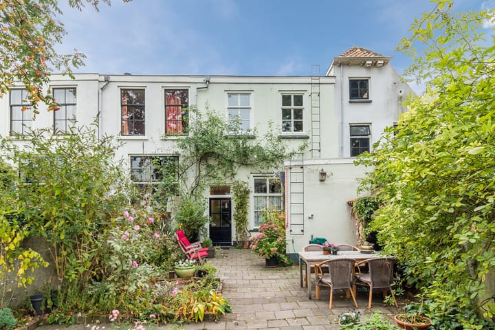 Foto 26 van Dijkstraat 13