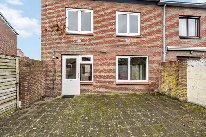 Photo 16 of Hert. Godfriedstraat 7