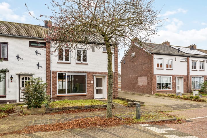 Photo 20 of Hert. Godfriedstraat 7