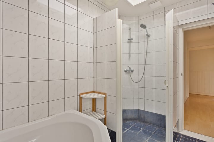 Photo 22 of van Ostadestraat 55