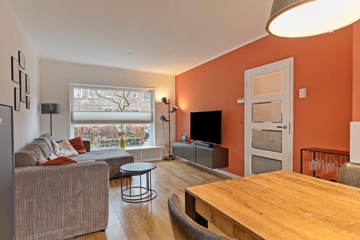 Foto 12 van Johan de Wittstraat 14