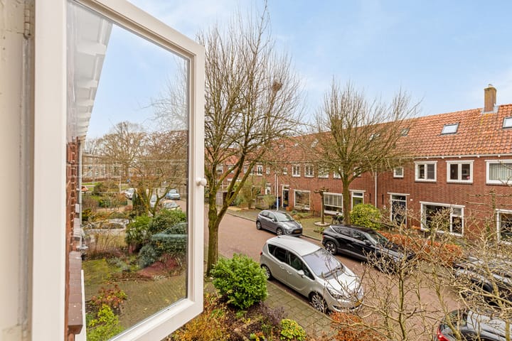 Foto 23 van Johan de Wittstraat 14