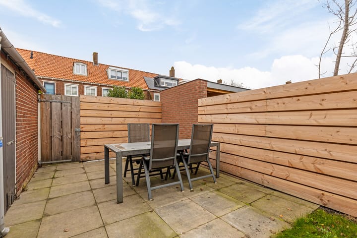 Foto 31 van Johan de Wittstraat 14