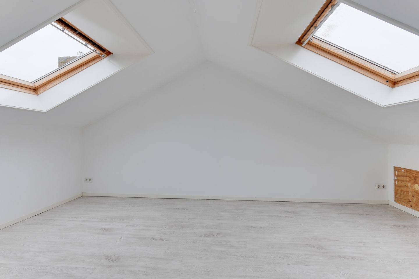 Foto 4 van Van Blaaderenweg 13-A