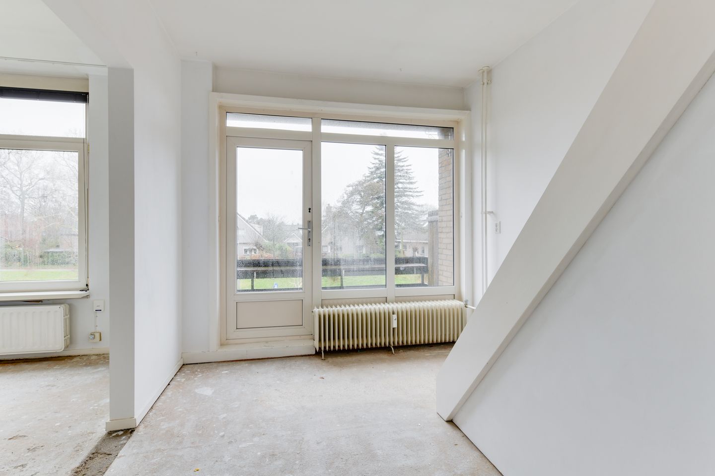 Foto 14 van Van Blaaderenweg 13-A