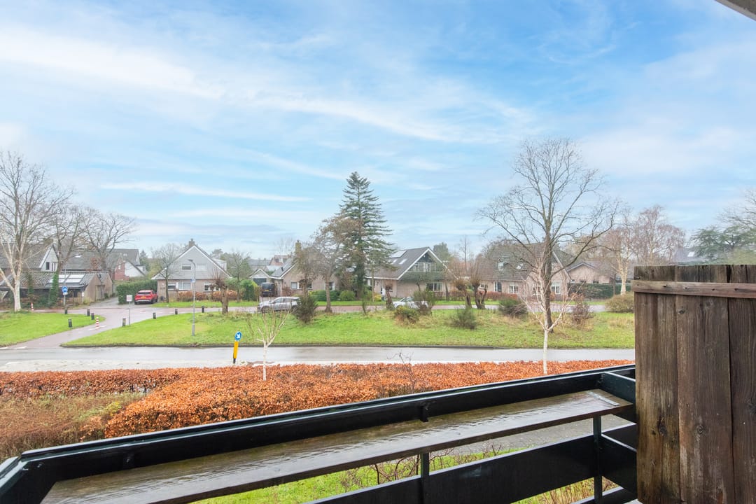 Foto 22 van Van Blaaderenweg 13-A