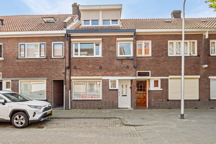 View photo 4 of Weverstraat 18