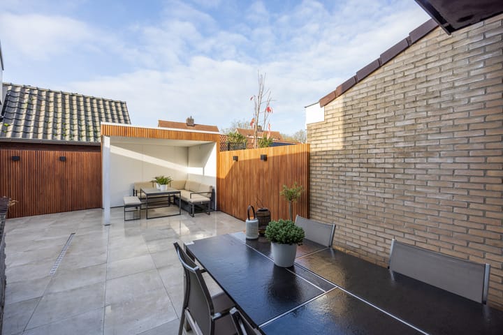 Foto 26 van van Heemskerkstraat 5