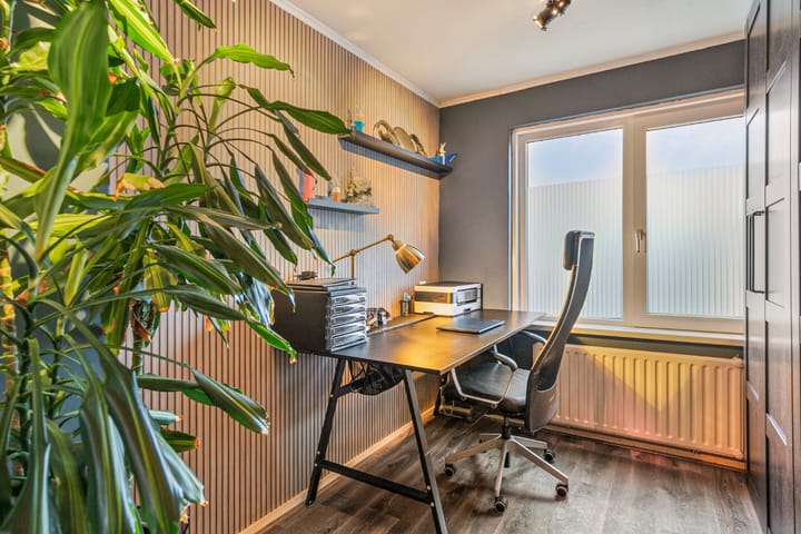 Photo 27 of President van Heelstraat 57