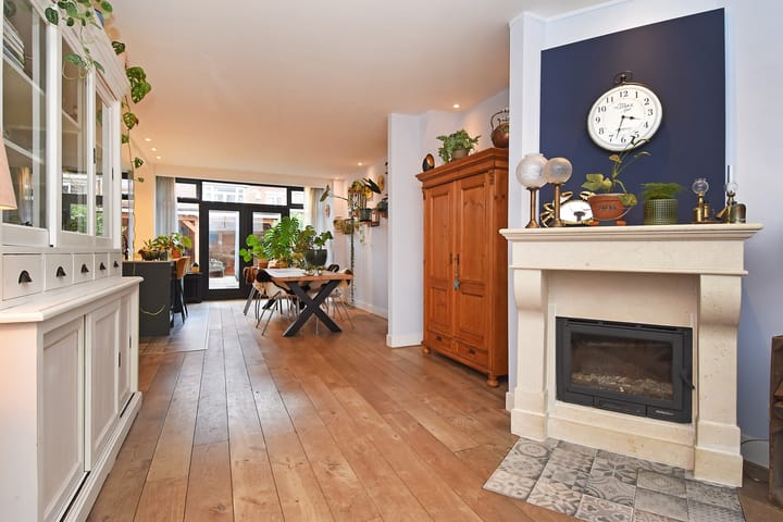 Foto 12 van Muurbloemweg 21