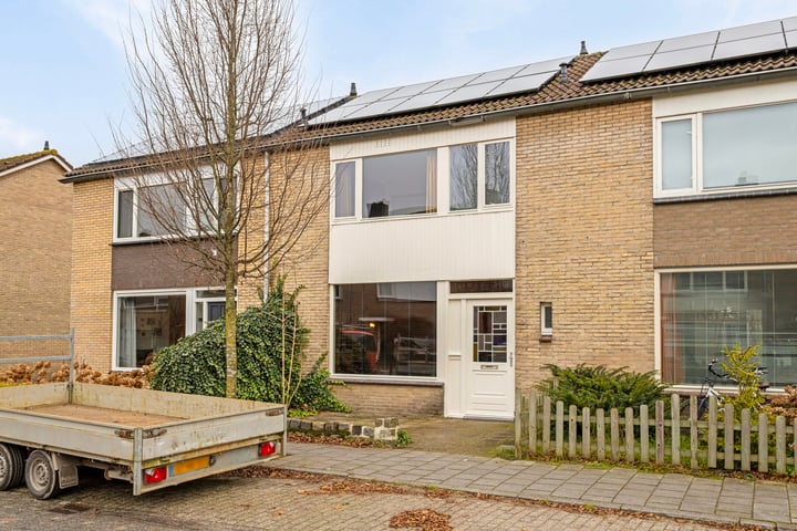 View photo 1 of Marsstraat 11