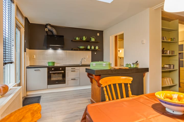 Foto 11 van Marsstraat 11