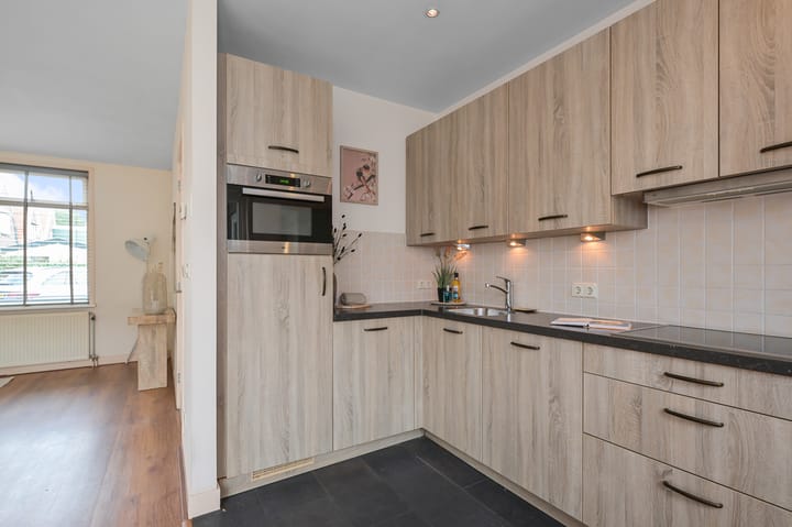 Foto 8 van Evertsenstraat 5