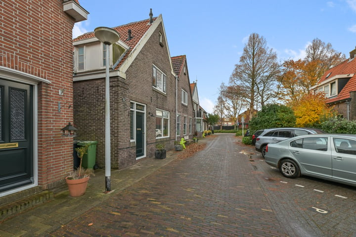 Bekijk foto 35 van Evertsenstraat 5