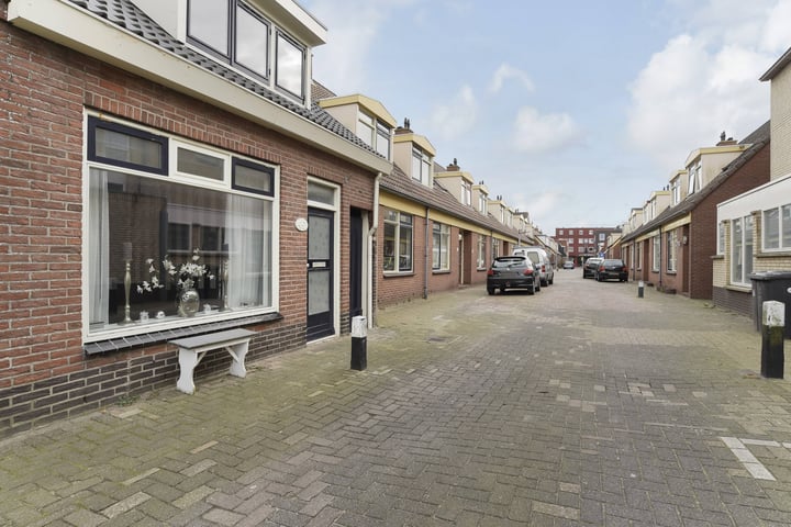 Bekijk foto 2 van 1e Vroonstraat 49