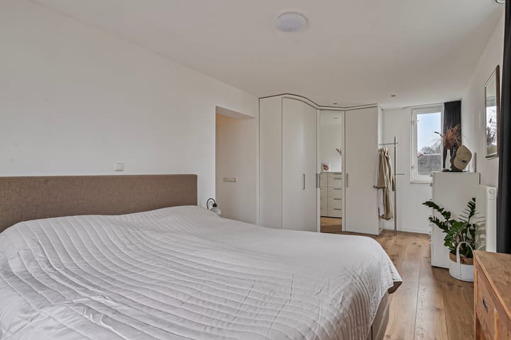 Foto 16 van Zilverpark 40