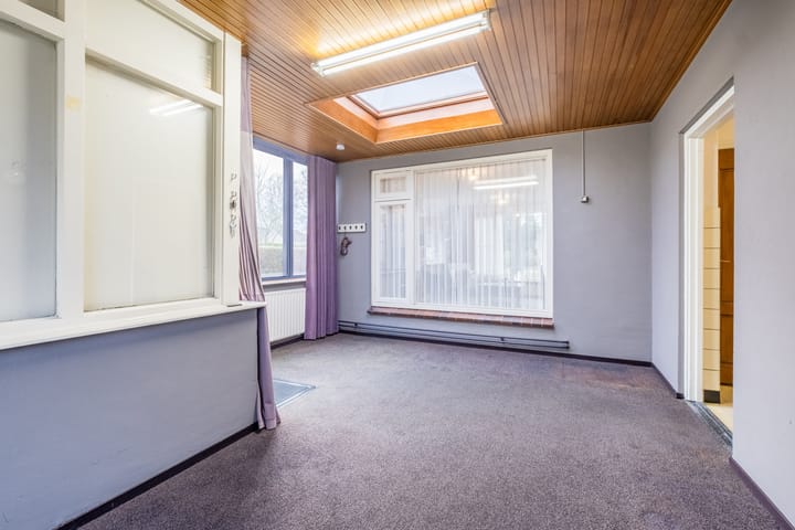 Foto 13 van Voornstraat 6