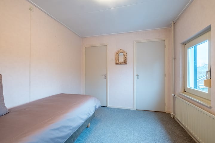 Foto 18 van Voornstraat 6