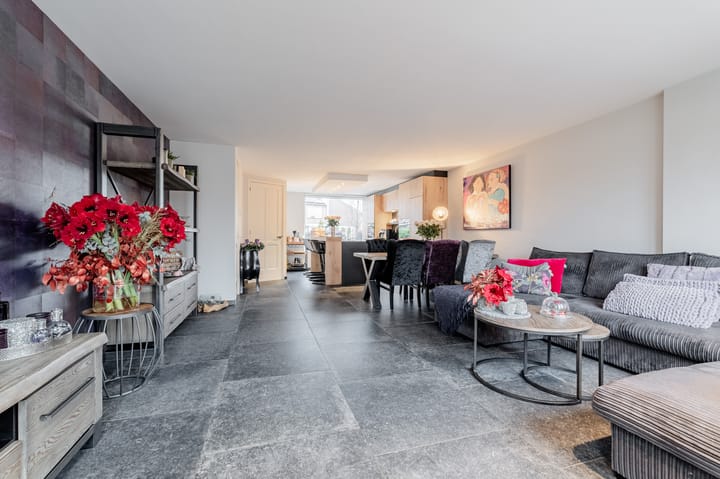 Foto 10 van Bloemendaalstraat 19