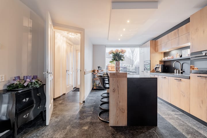 Foto 13 van Bloemendaalstraat 19