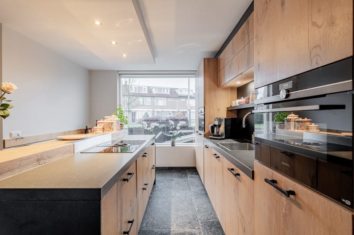 Foto 15 van Bloemendaalstraat 19